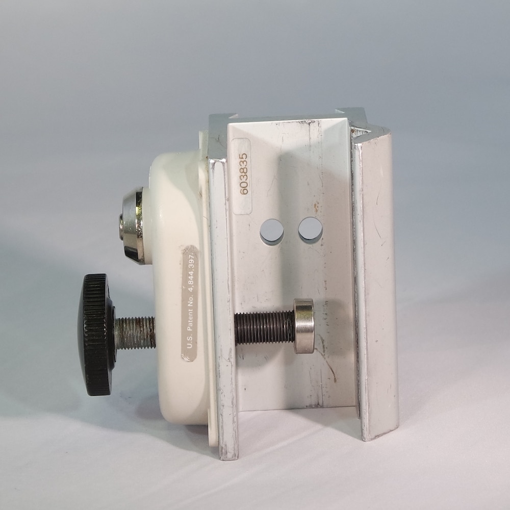 Baxter PCA II Lockable Pole Clamp L